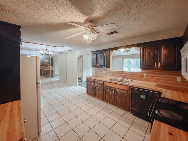 237 Tall Timber Loop, Whitney, TX 76692