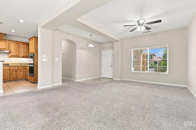 5326 Vista Del Mar, Bakersfield, CA 93311