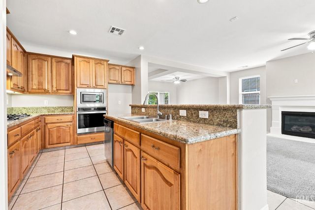 5326 Vista Del Mar, Bakersfield, CA 93311