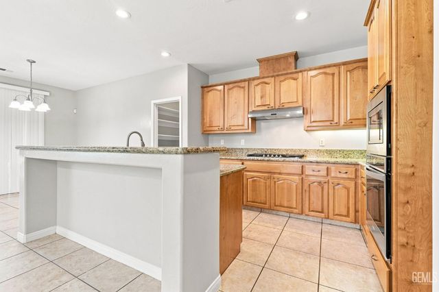 5326 Vista Del Mar, Bakersfield, CA 93311