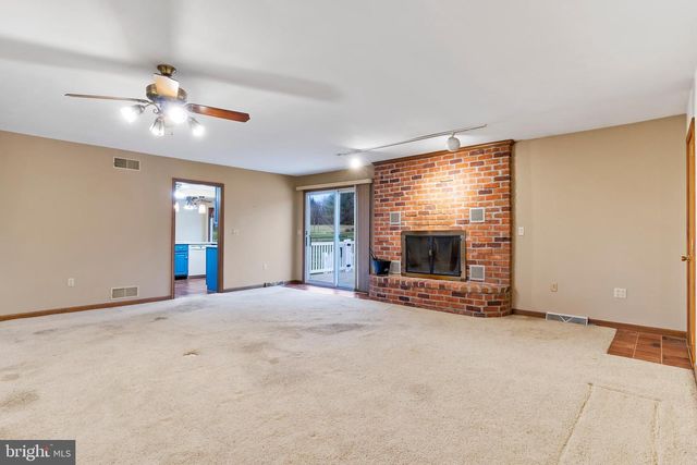 71 HOOVER ROAD, Carlisle, PA 17015