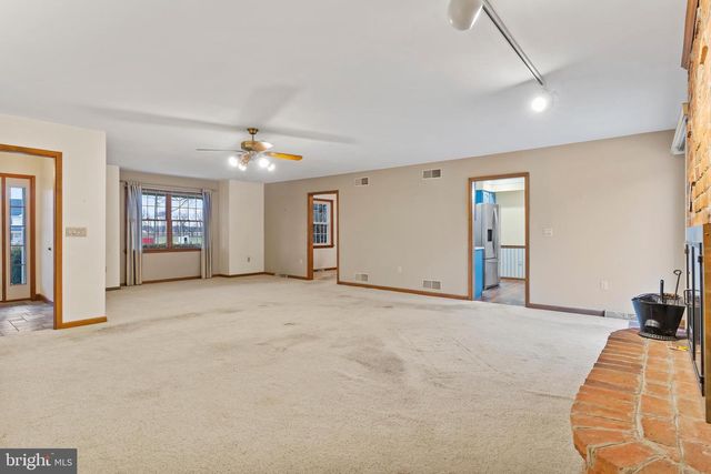 71 HOOVER ROAD, Carlisle, PA 17015