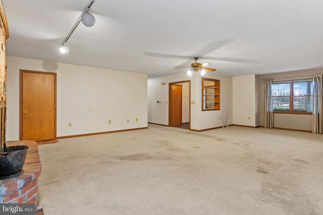 71 HOOVER ROAD, Carlisle, PA 17015