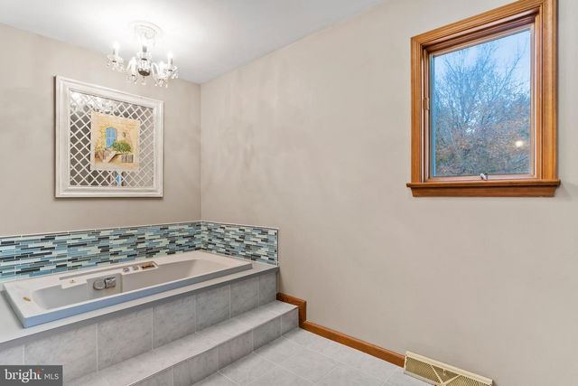 71 HOOVER ROAD, Carlisle, PA 17015