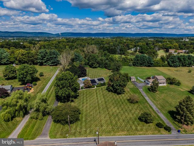 71 HOOVER ROAD, Carlisle, PA 17015