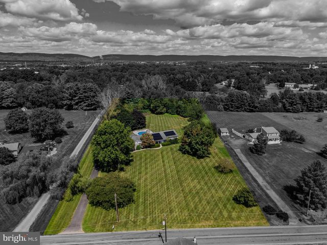71 HOOVER ROAD, Carlisle, PA 17015