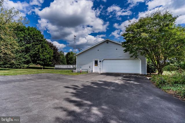 71 HOOVER ROAD, Carlisle, PA 17015