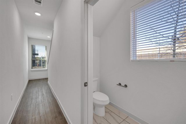 10030 Garland Road 0702, Dallas, TX 75218