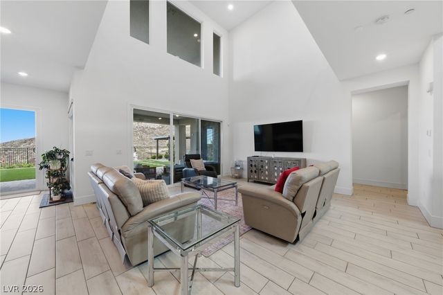 334 Natoire Court, Henderson, NV 89012