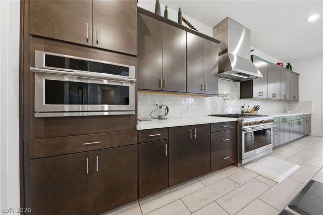 334 Natoire Court, Henderson, NV 89012