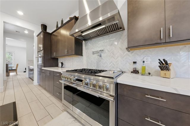 334 Natoire Court, Henderson, NV 89012