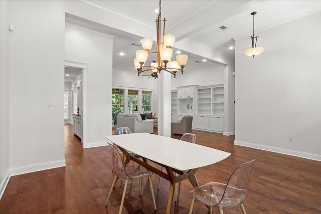 71 N Founders Way, Hattiesburg, MS 39401