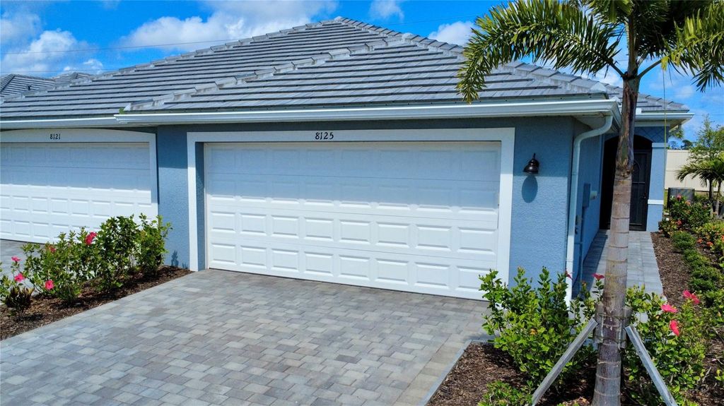 8125 SHORE LAKE DRIVE, Englewood, FL 34224