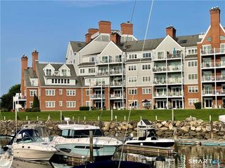 43 Harbor Drive 101, Stamford, CT 06902
