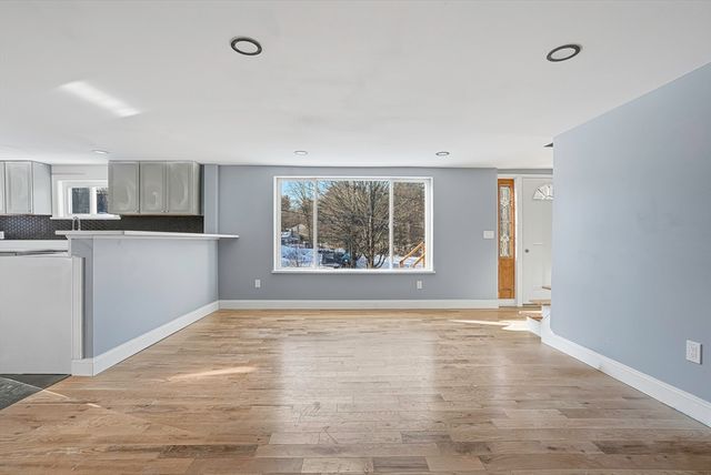 140 Spring St, Athol, MA 01331