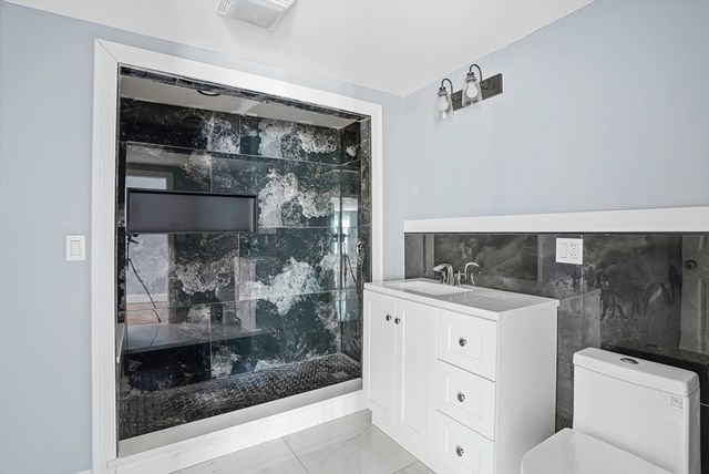 140 Spring St, Athol, MA 01331