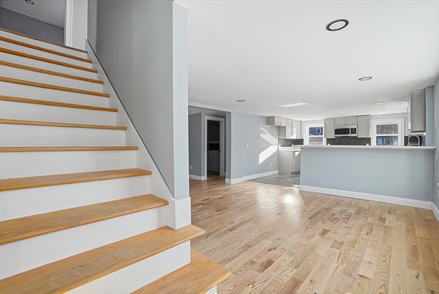 140 Spring St, Athol, MA 01331