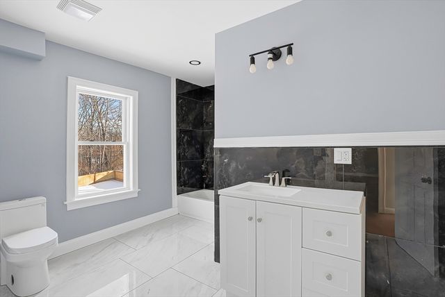 140 Spring St, Athol, MA 01331