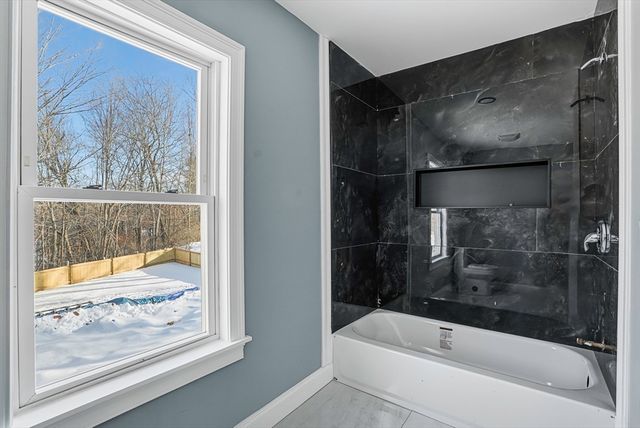 140 Spring St, Athol, MA 01331