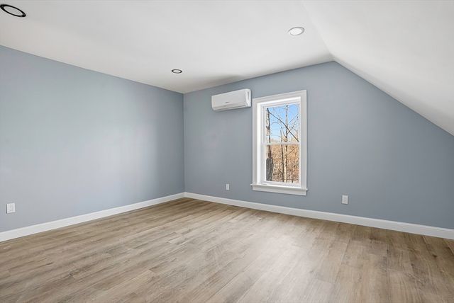 140 Spring St, Athol, MA 01331