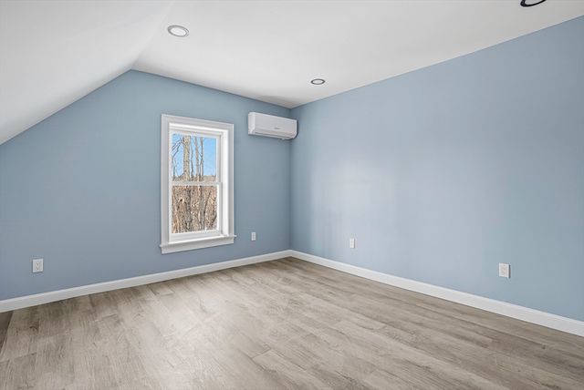 140 Spring St, Athol, MA 01331