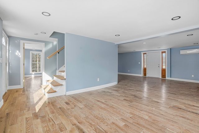 140 Spring St, Athol, MA 01331