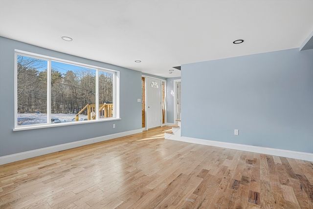 140 Spring St, Athol, MA 01331