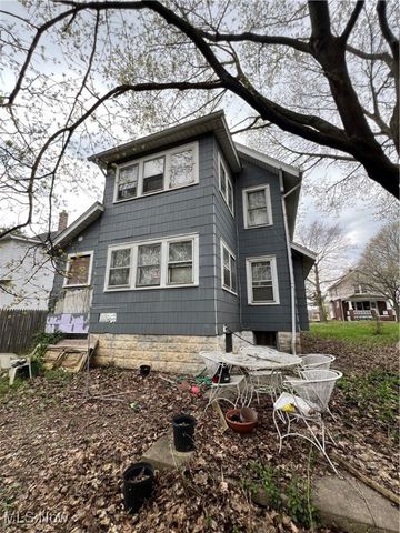 156 Colony Crescent, Akron, OH 44305