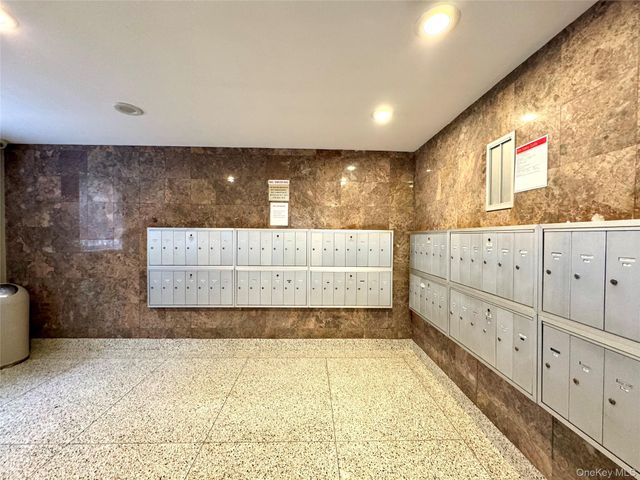 84-29 153rd Avenue 6N, Howard Beach, NY 11414