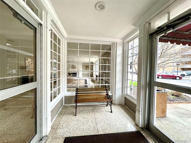 84-29 153rd Avenue 6N, Howard Beach, NY 11414