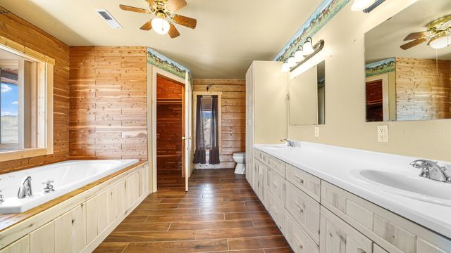 863 1400 Lane, Delta, CO 81416