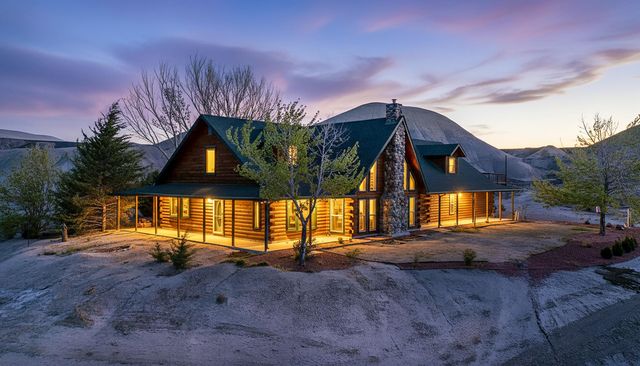 863 1400 Lane, Delta, CO 81416