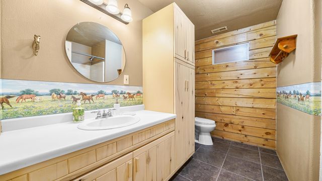 863 1400 Lane, Delta, CO 81416