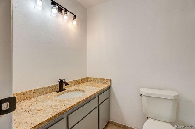 2365 E Geddes Avenue B22, Littleton, CO 80122