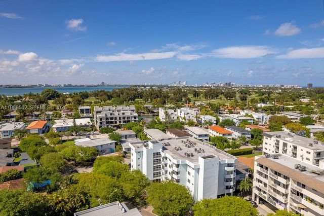 1990 Marseille Dr 402, Miami Beach, FL 33141