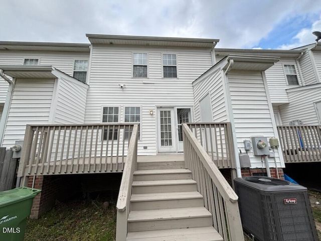 1920 Stroll Circle, Fuquay Varina, NC 27526