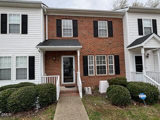 1920 Stroll Circle, Fuquay Varina, NC 27526