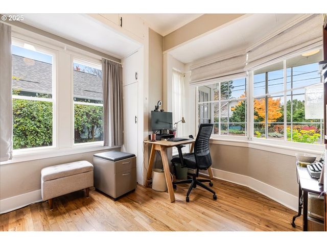 3111 Se 62ND Ave, Portland, OR 97206