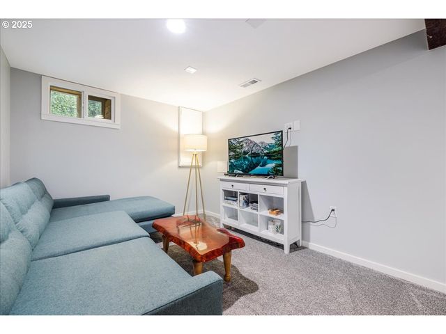 3111 Se 62ND Ave, Portland, OR 97206