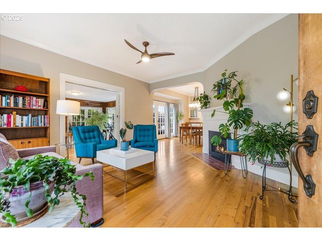 3111 Se 62ND Ave, Portland, OR 97206