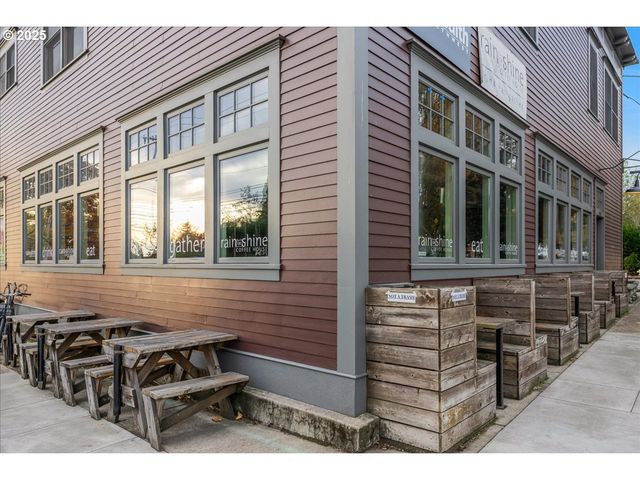 3111 Se 62ND Ave, Portland, OR 97206