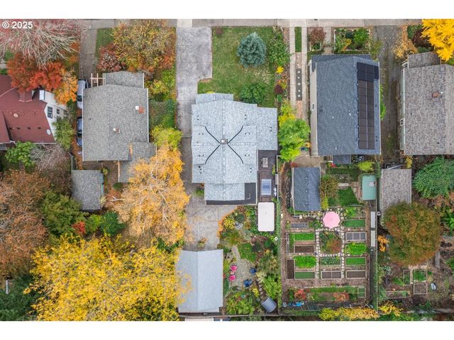 3111 Se 62ND Ave, Portland, OR 97206