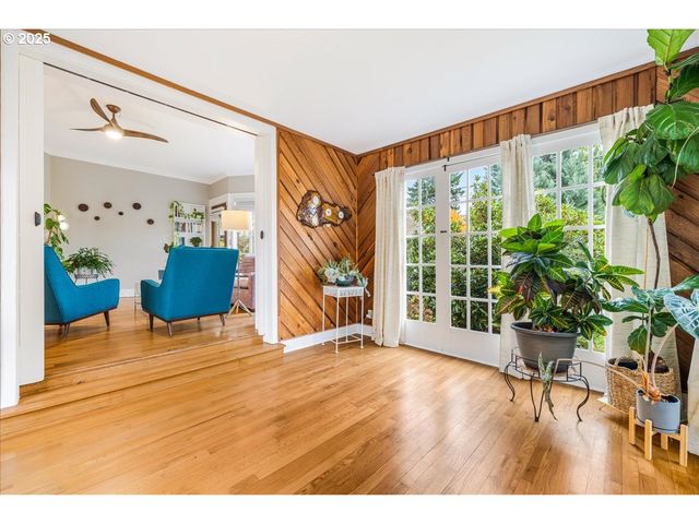 3111 Se 62ND Ave, Portland, OR 97206