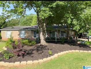1015 SEDGEFIELD DRIVE, Sylacauga, AL 35150