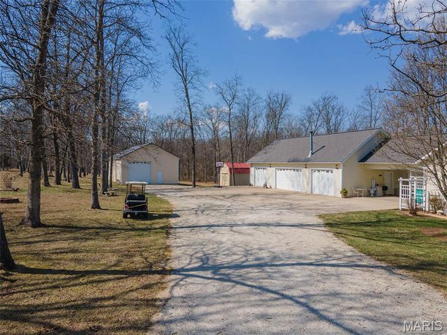 17205 Elk Prairie Drive, Rolla, MO 65401