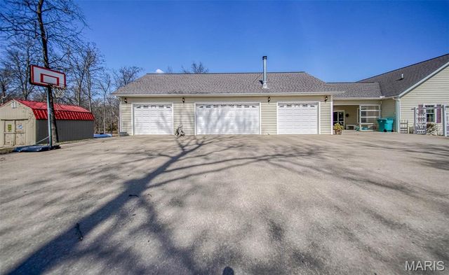 17205 Elk Prairie Drive, Rolla, MO 65401