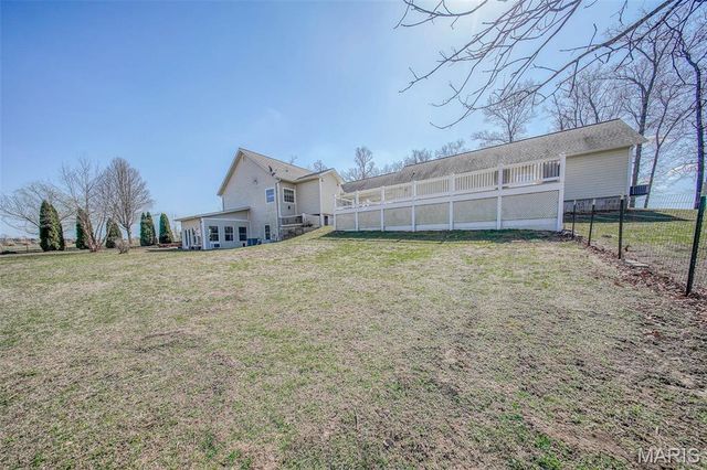 17205 Elk Prairie Drive, Rolla, MO 65401