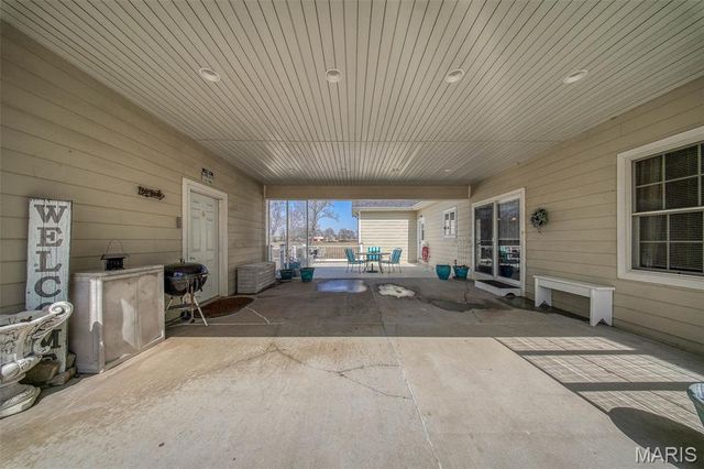 17205 Elk Prairie Drive, Rolla, MO 65401