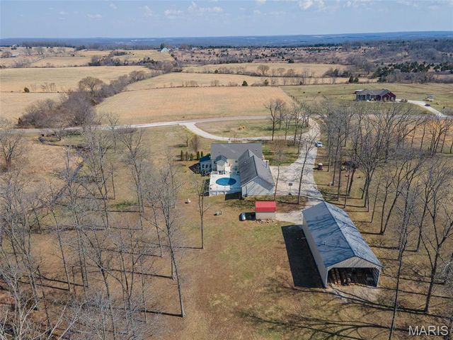 17205 Elk Prairie Drive, Rolla, MO 65401