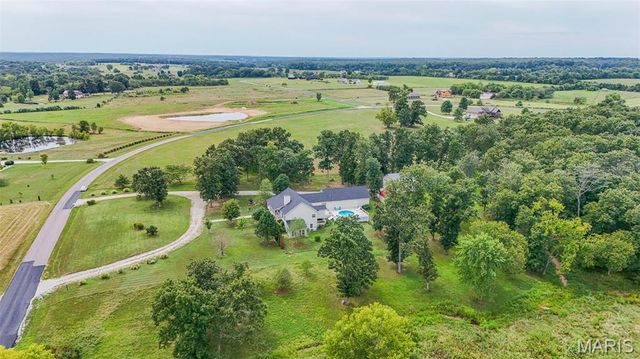 17205 Elk Prairie Drive, Rolla, MO 65401